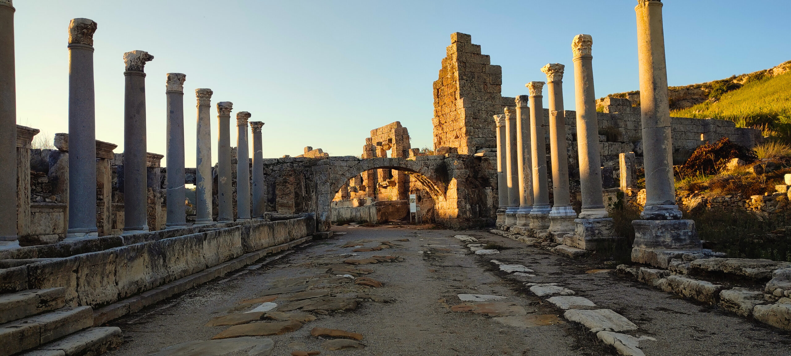 Perge: The Curve of Empires (part 3)
