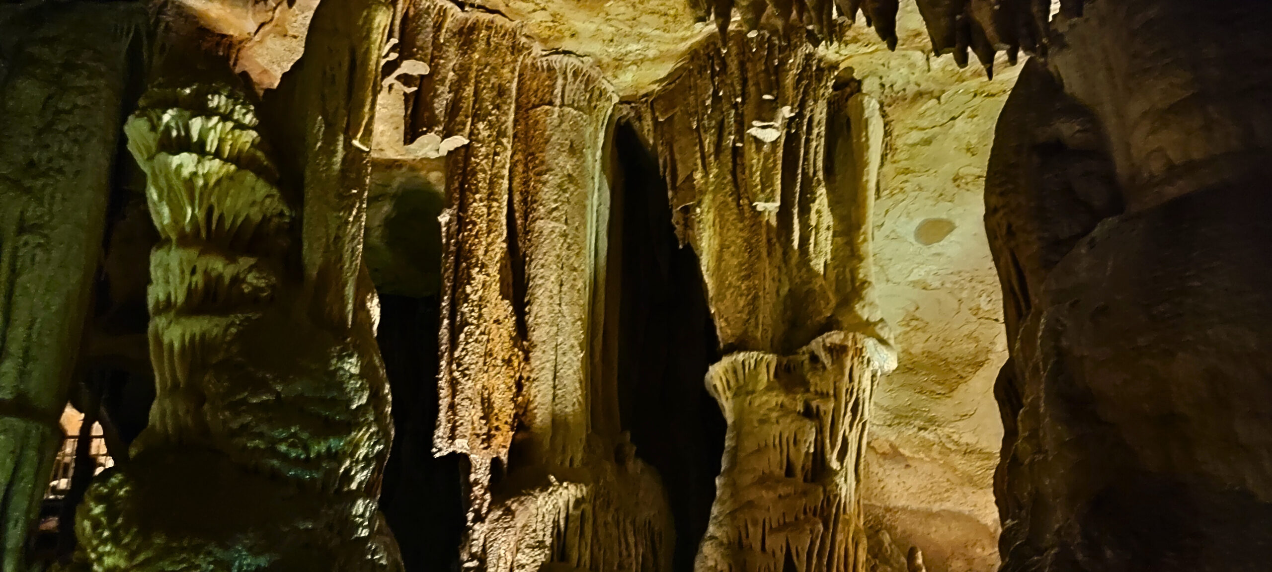 Tashkuyu Cave. Silence Turned to Stone (part 1)