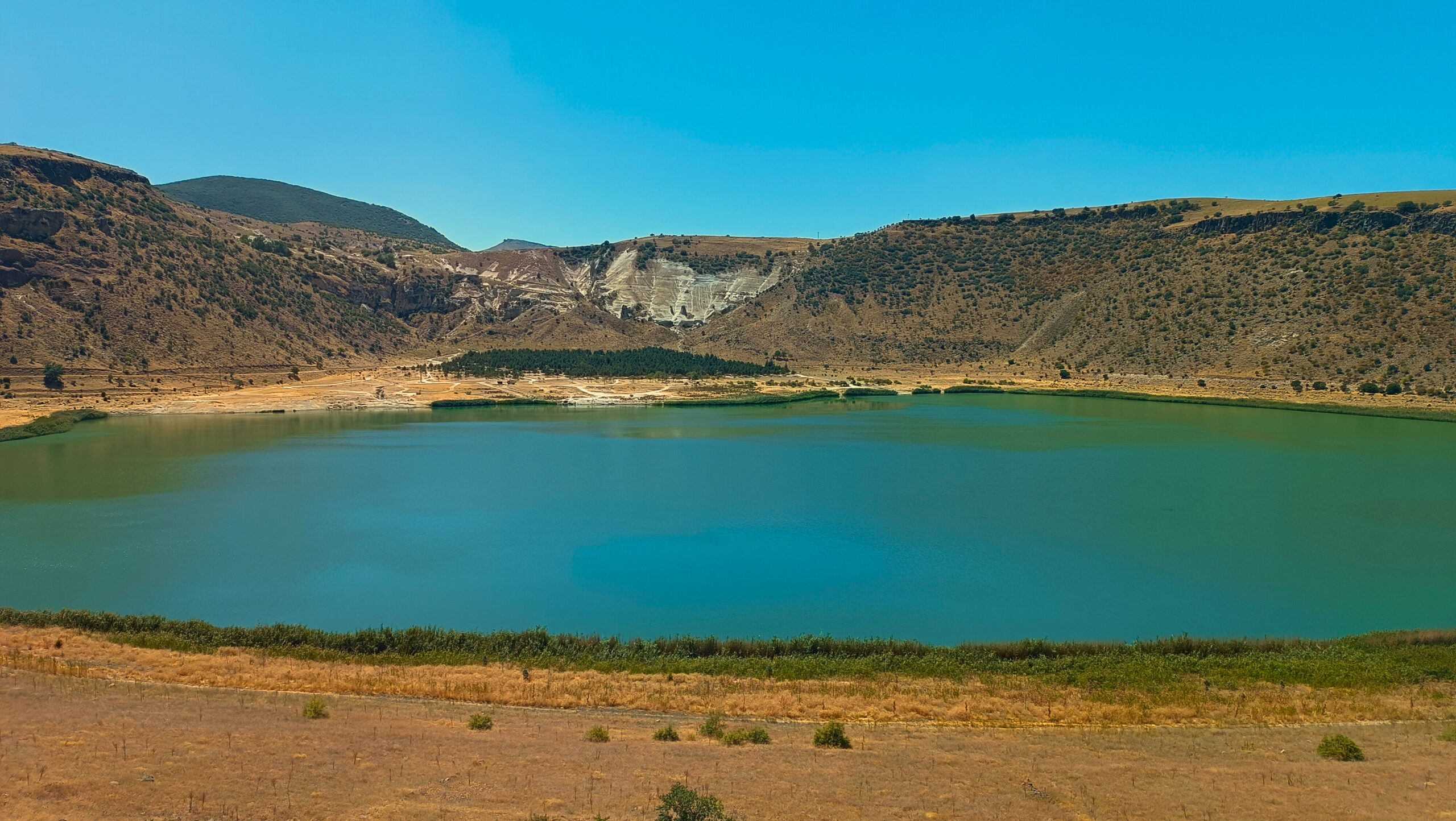 Lake Narli: The Heart of the Volcano That Never Falls Silent
