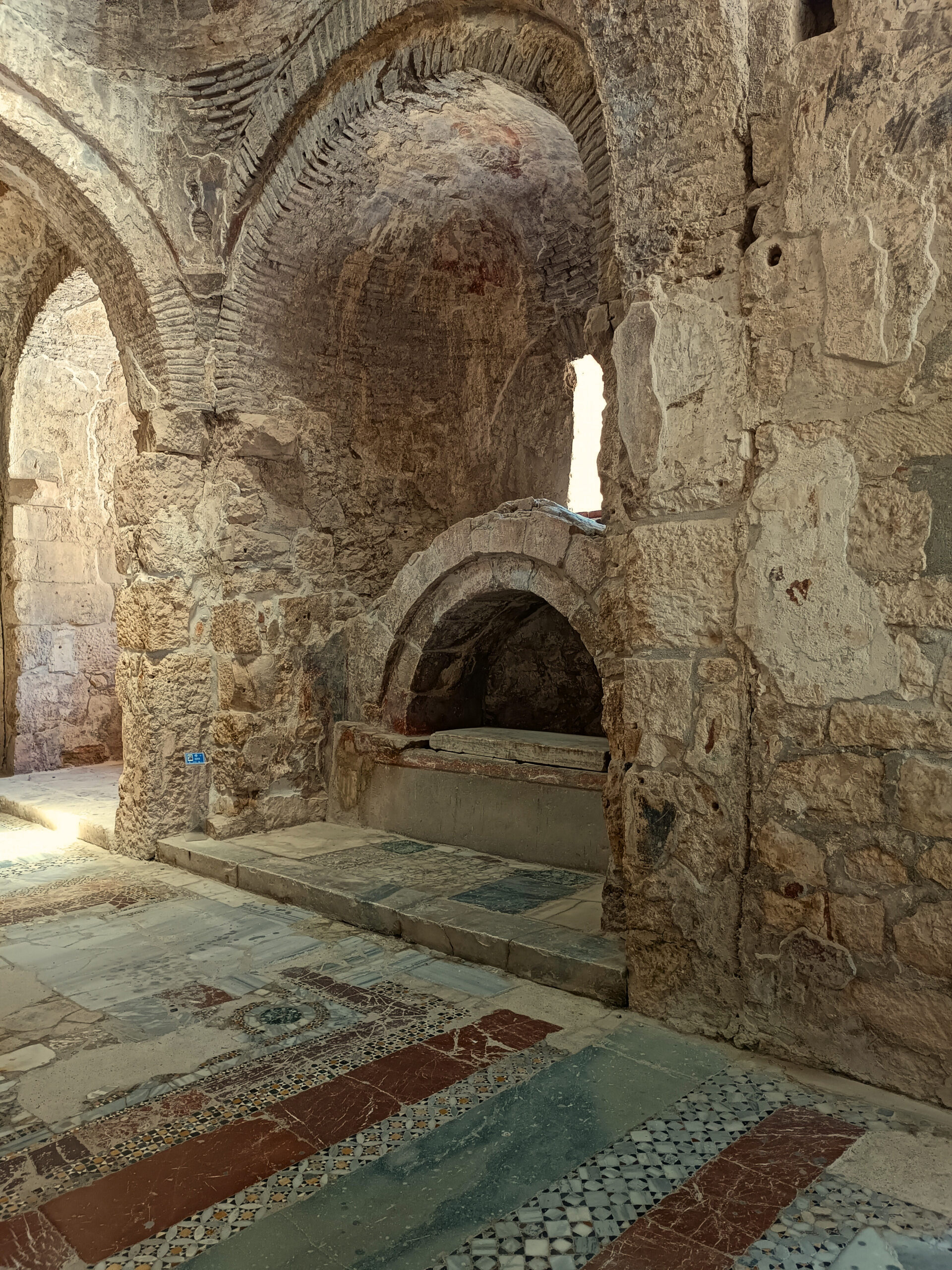 Nicholas in Dust: The Architecture of Sacred Presence in Demre