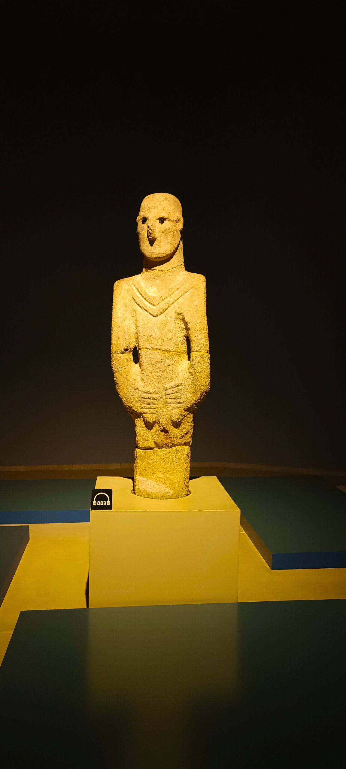 The Urfa Man: Nine Thousand Years of Watching